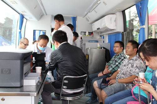 在獻血車獻血應(yīng)該注意什么？01
