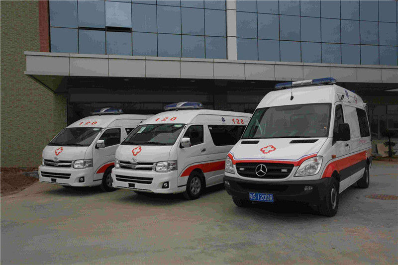 “黑救護車”二次傷害市民？正規(guī)救護車租賃服務或成良藥02
