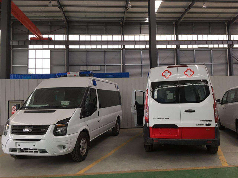 廣州救護車廠家跟你聊聊為什么無人避讓救護車？01